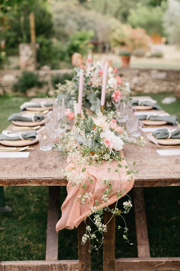 farmhouse wedding reception table decor