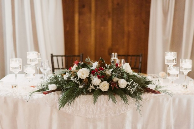 winter wedding sweetheart table idea