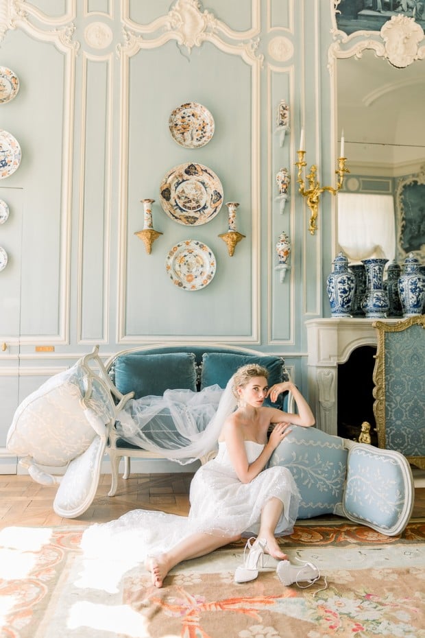 Bridal shoot at Chateau de Villette