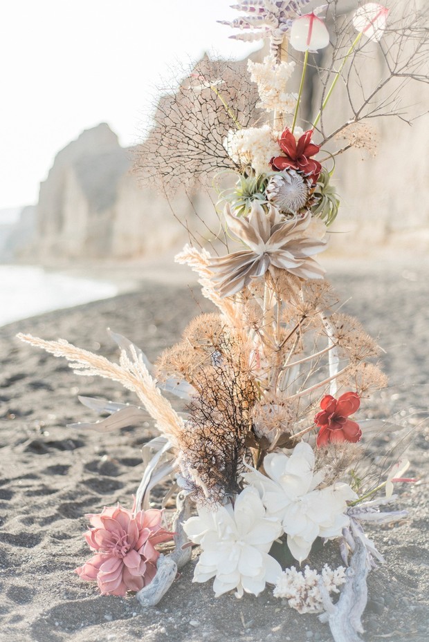 beach wedding florals