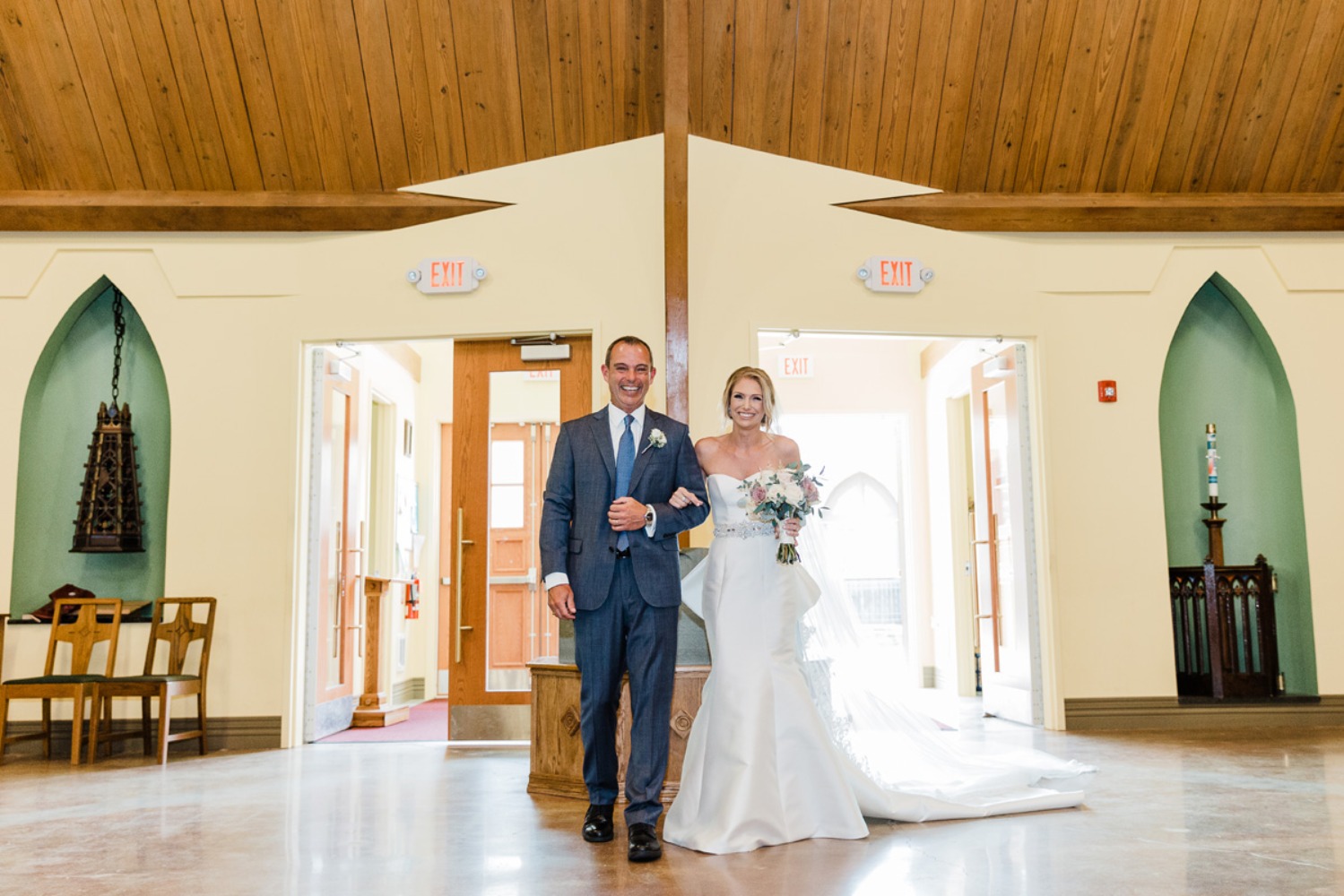 semi-pro-hockey-players-wedding