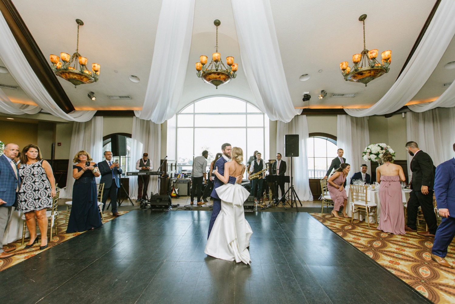 semi-pro-hockey-players-wedding