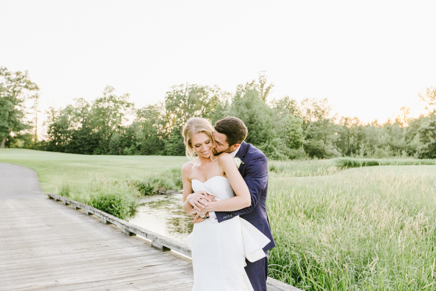 semi-pro-hockey-players-wedding