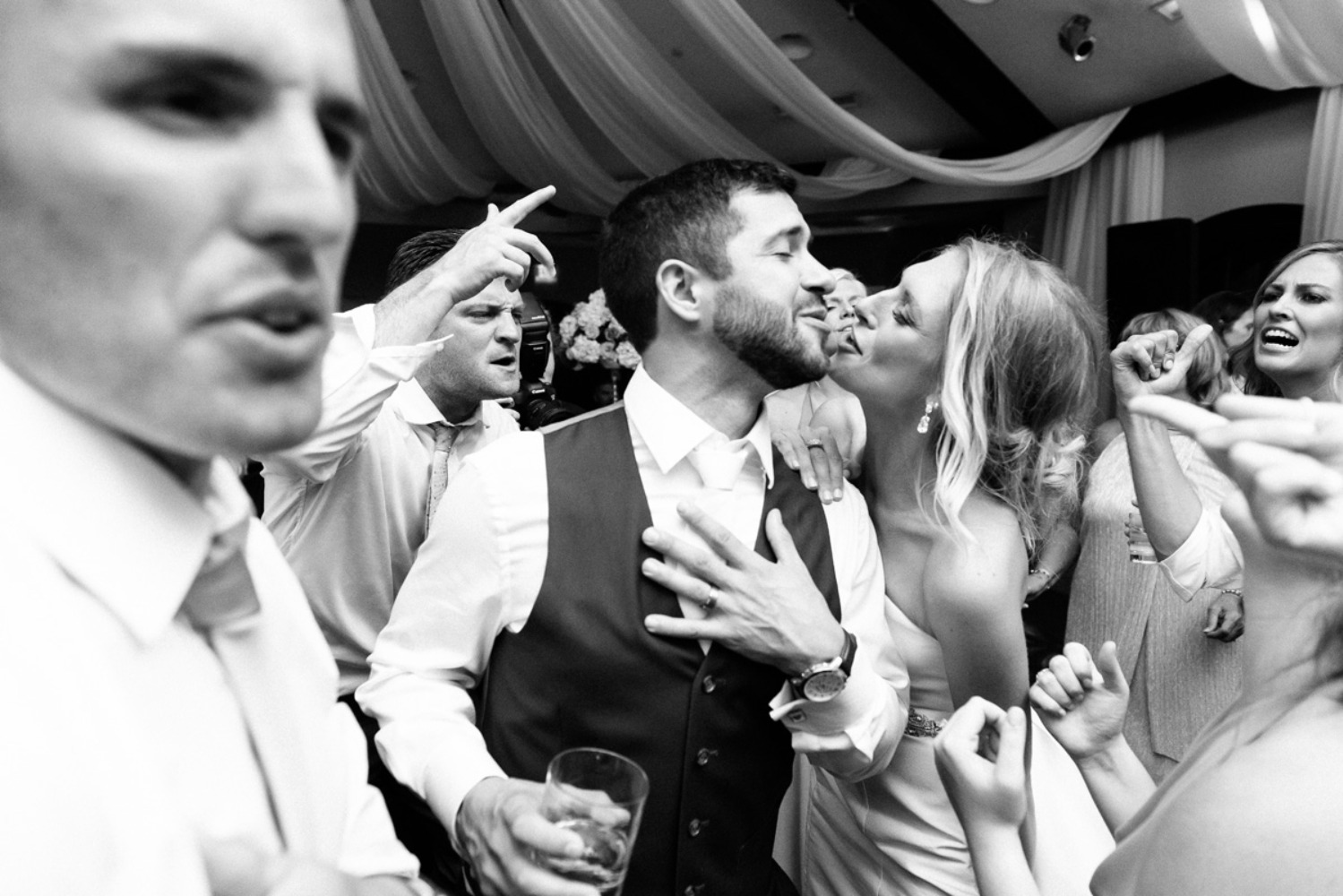 semi-pro-hockey-players-wedding