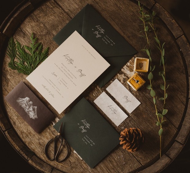 modern wedding invitations with rustic mountain vibes