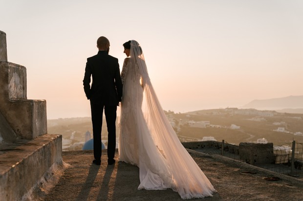 sunset wedding photos in Greece