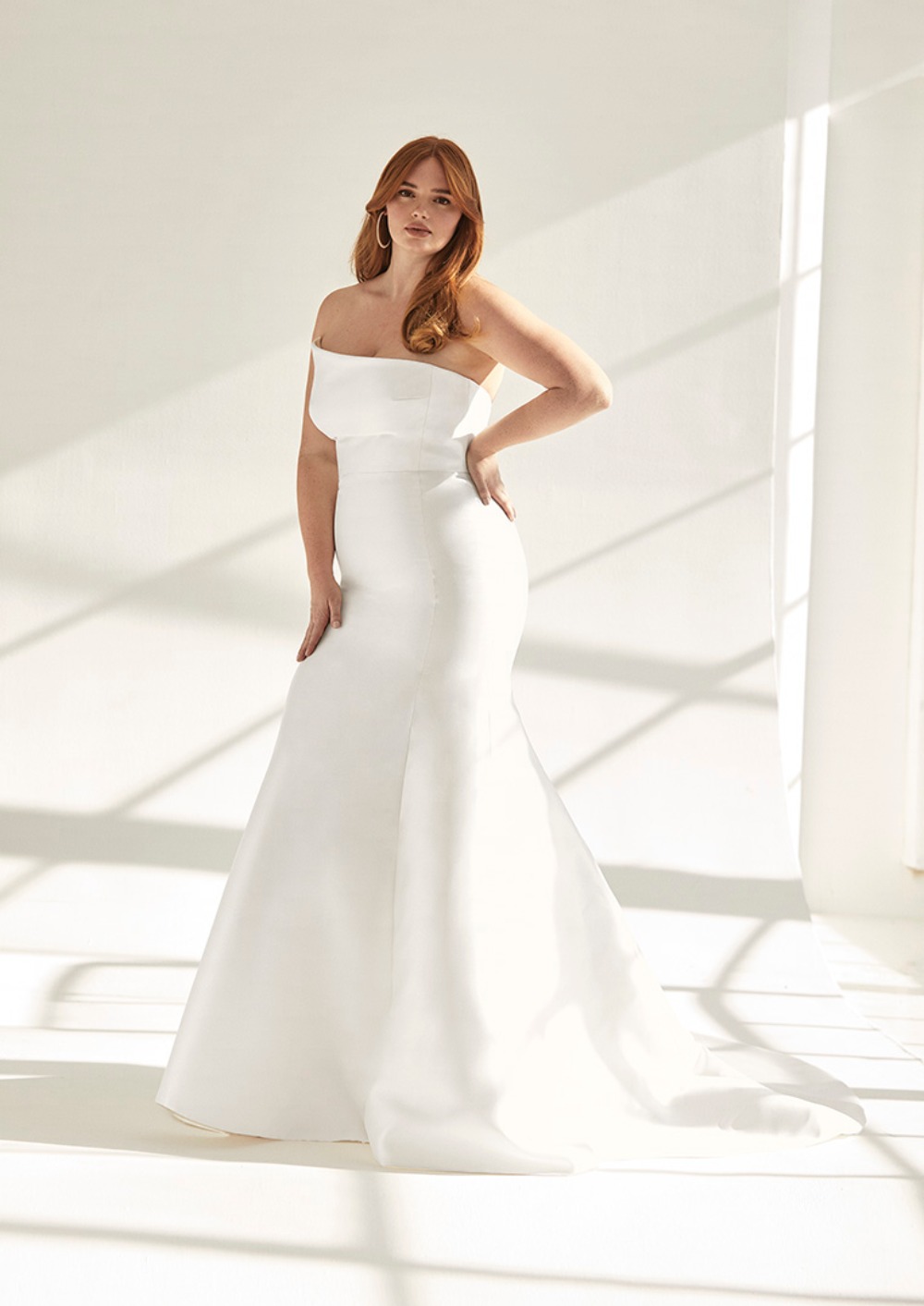 ASHLEY GRAHAM x PRONOVIAS_DAY-PLUS