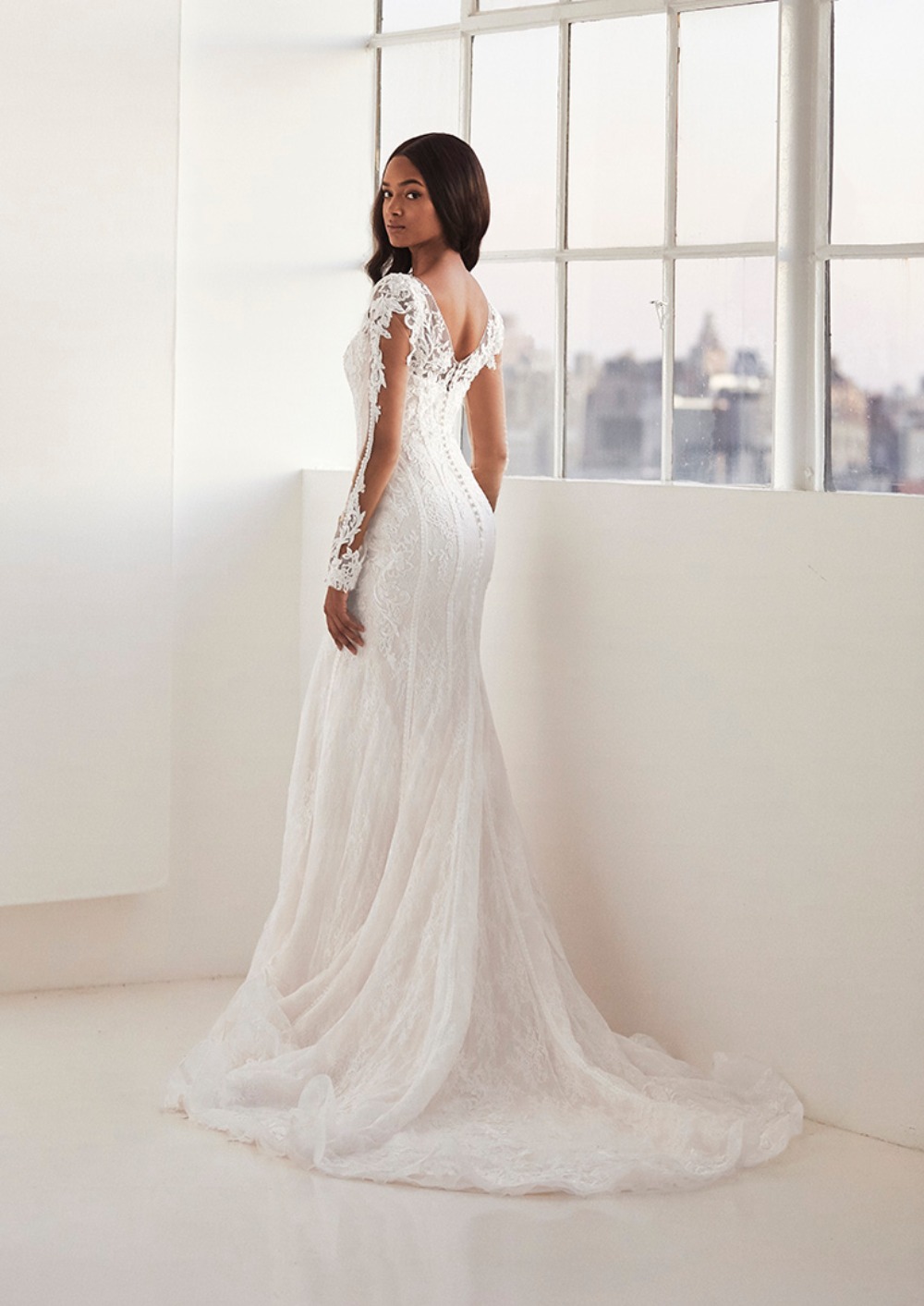 ASHLEY GRAHAM x PRONOVIAS_SHIRLEY 2