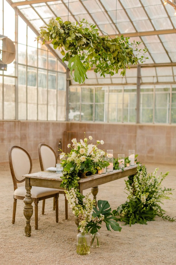 elegant modern greenhouse sweetheart table
