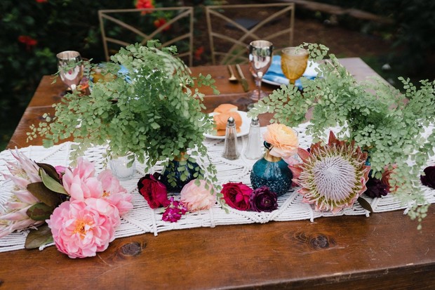 tropical themed wedding sweetheart table