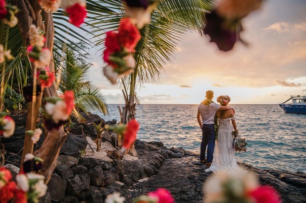 wedding sunset in Hawaii