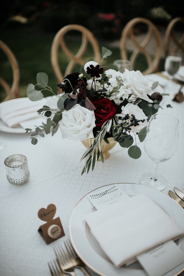 gold and white chic outdoor wedding reception