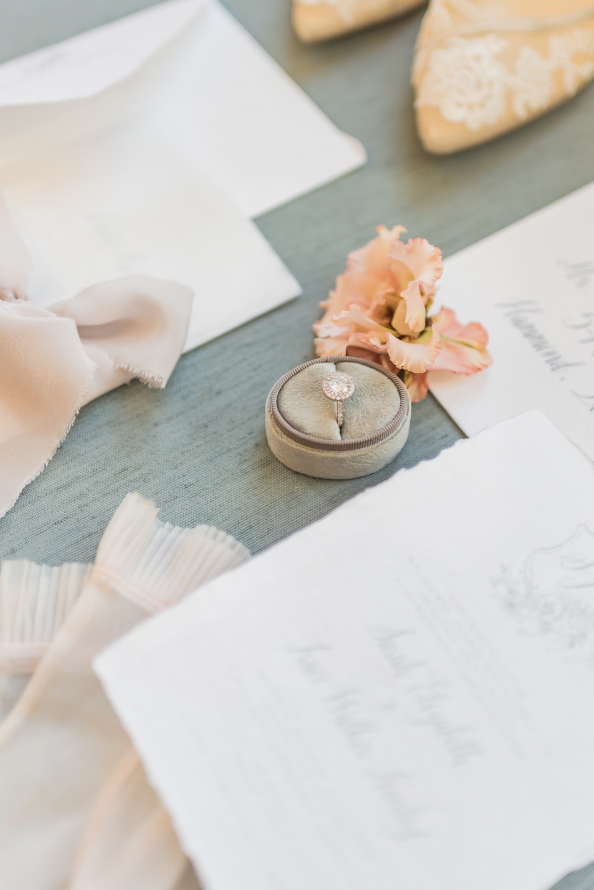 pastel-styled-shoot-olana-30