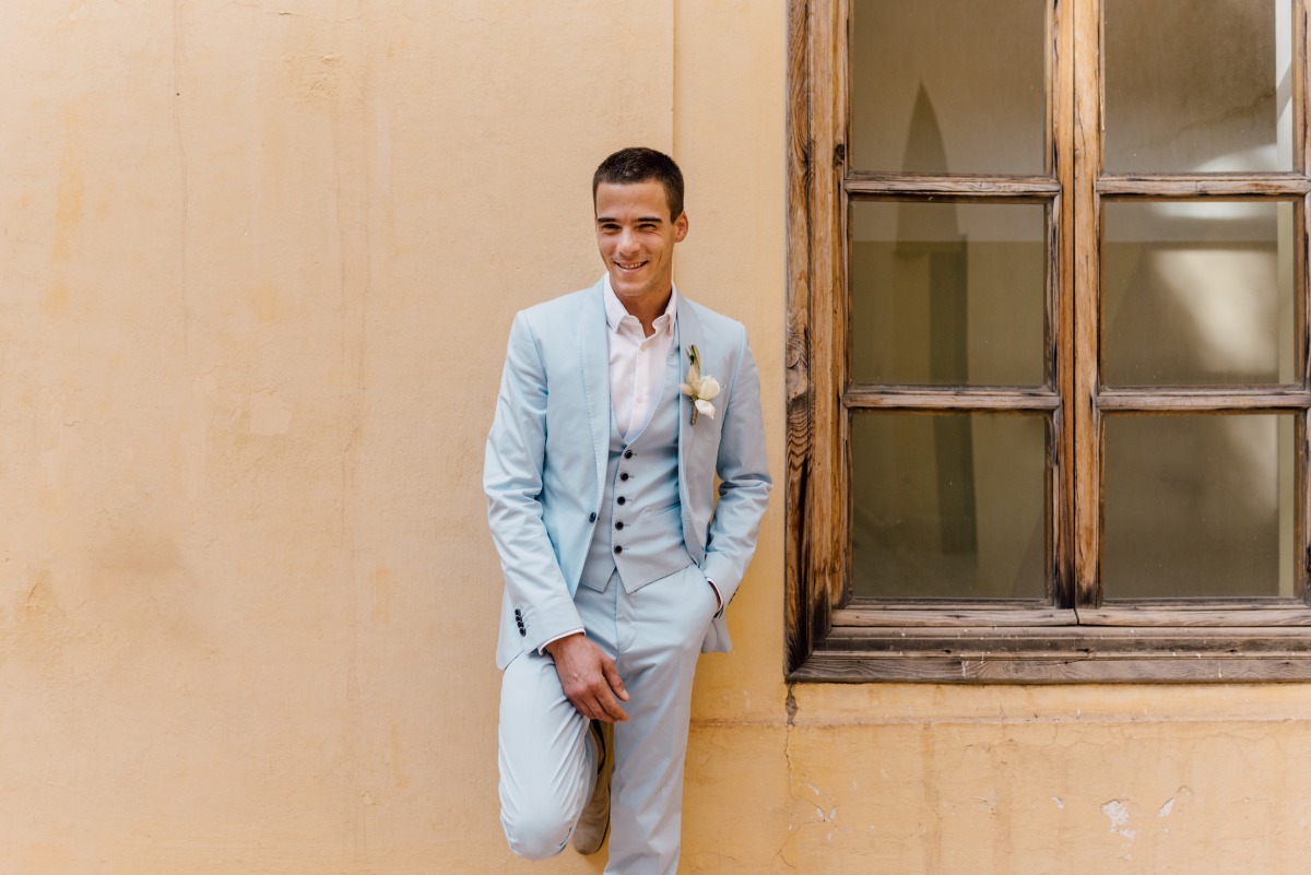 3-first-look8