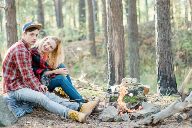 99561_rustic-camping-engagement-ideas