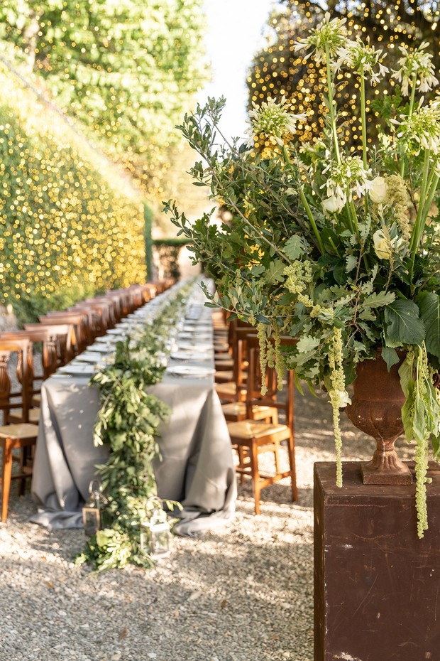 family style reception seating in Tuscany