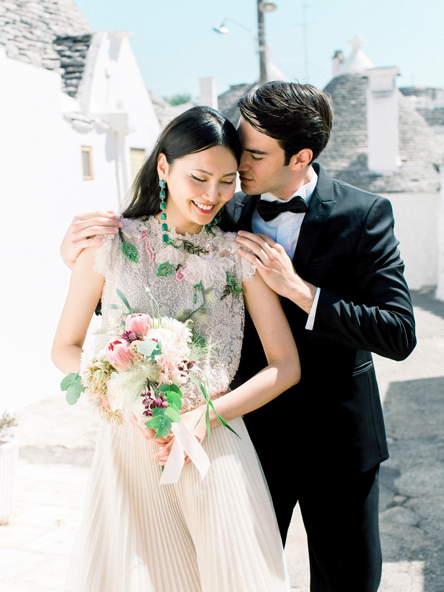 Bright White And Green Italian Farmhouse Wedding