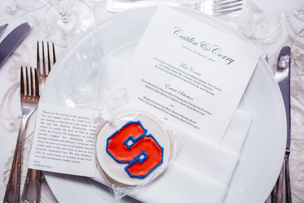 wedding place setting with cookie