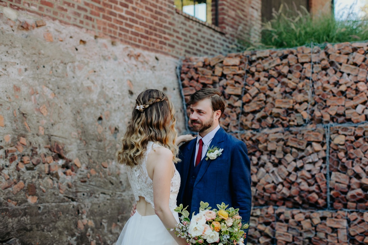 hutton-brickyards-wedding-amber-gress-00