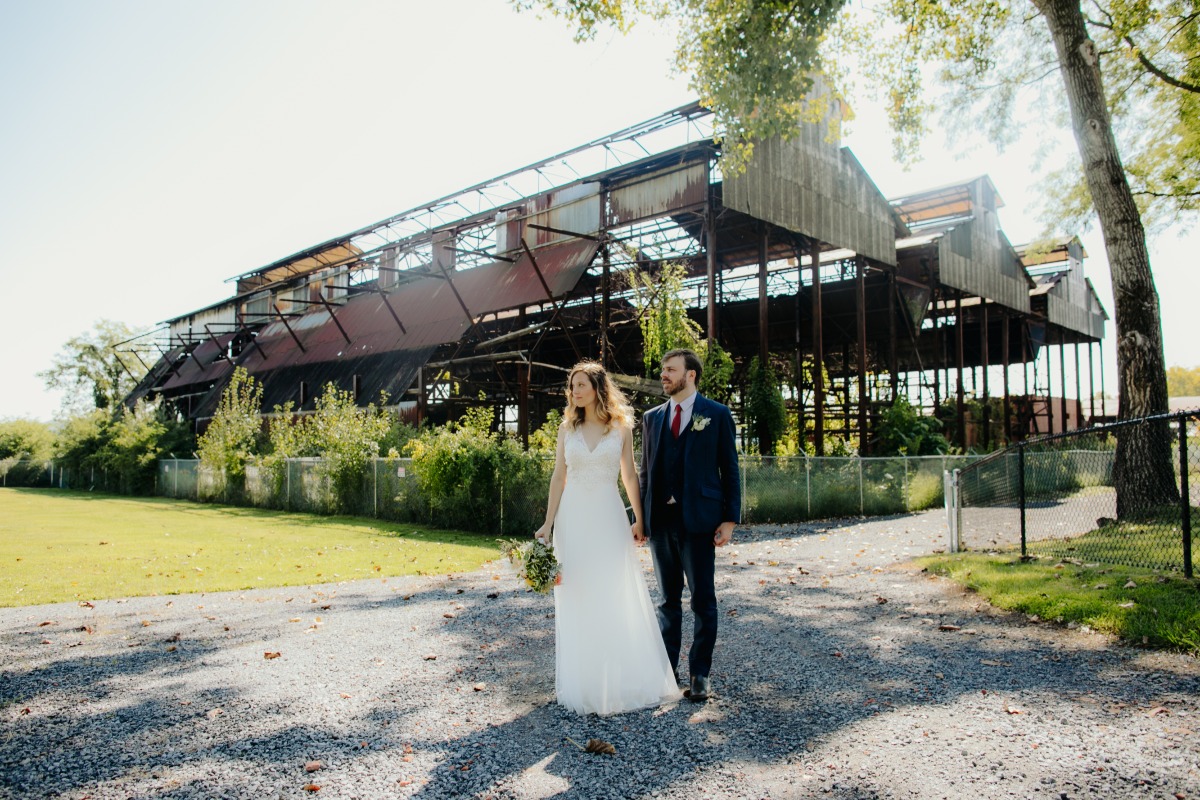 hutton-brickyards-wedding-amber-gress-01