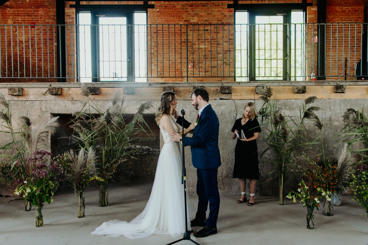 hutton-brickyards-wedding-amber-gress-04