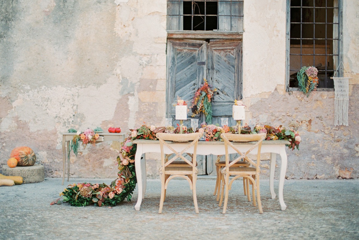 late_summer_wedding_inspiration_in_crete
