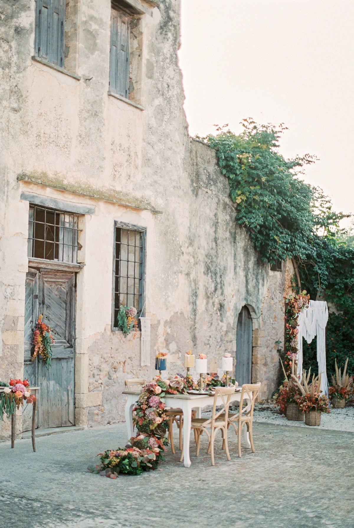 late_summer_wedding_inspiration_in_crete