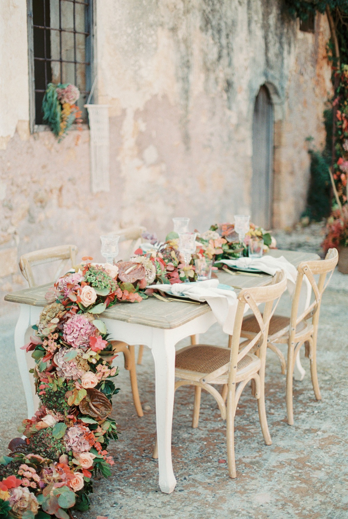 late_summer_wedding_inspiration_in_crete