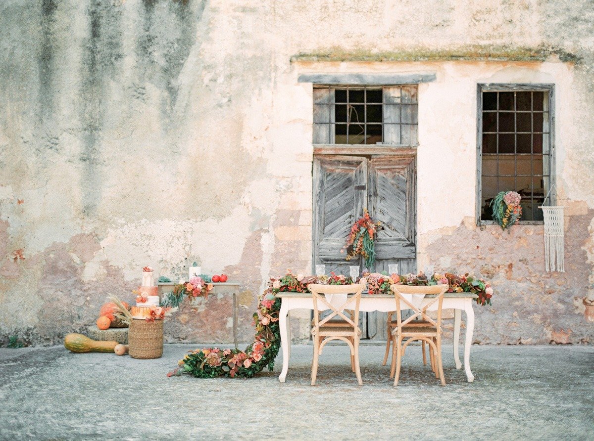 late_summer_wedding_inspiration_in_crete