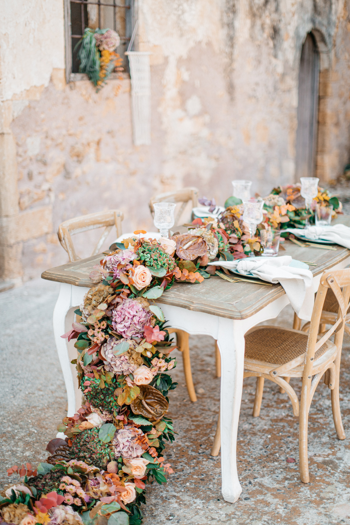 late_summer_wedding_inspiration_in_crete