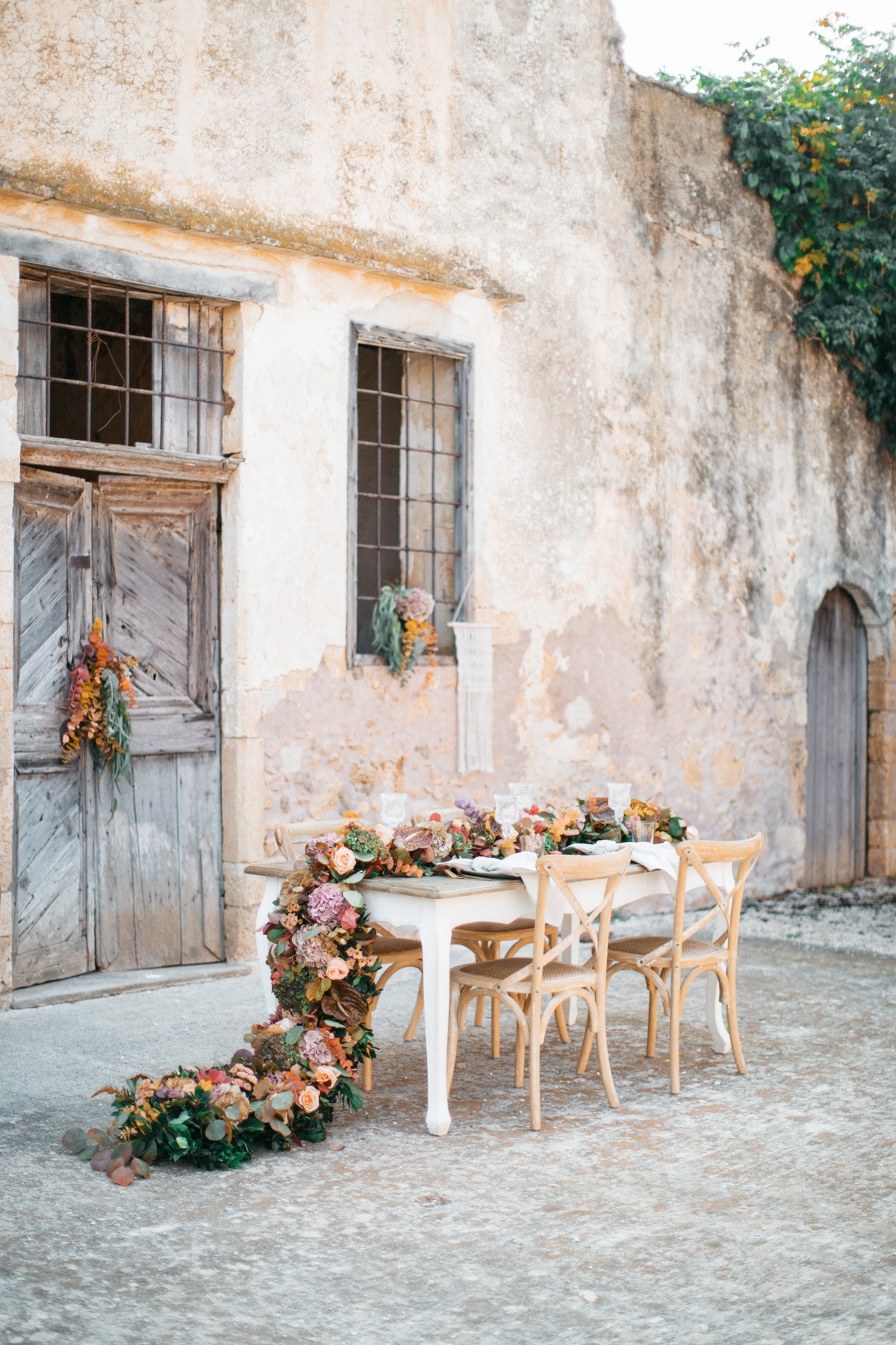late_summer_wedding_inspiration_in_crete