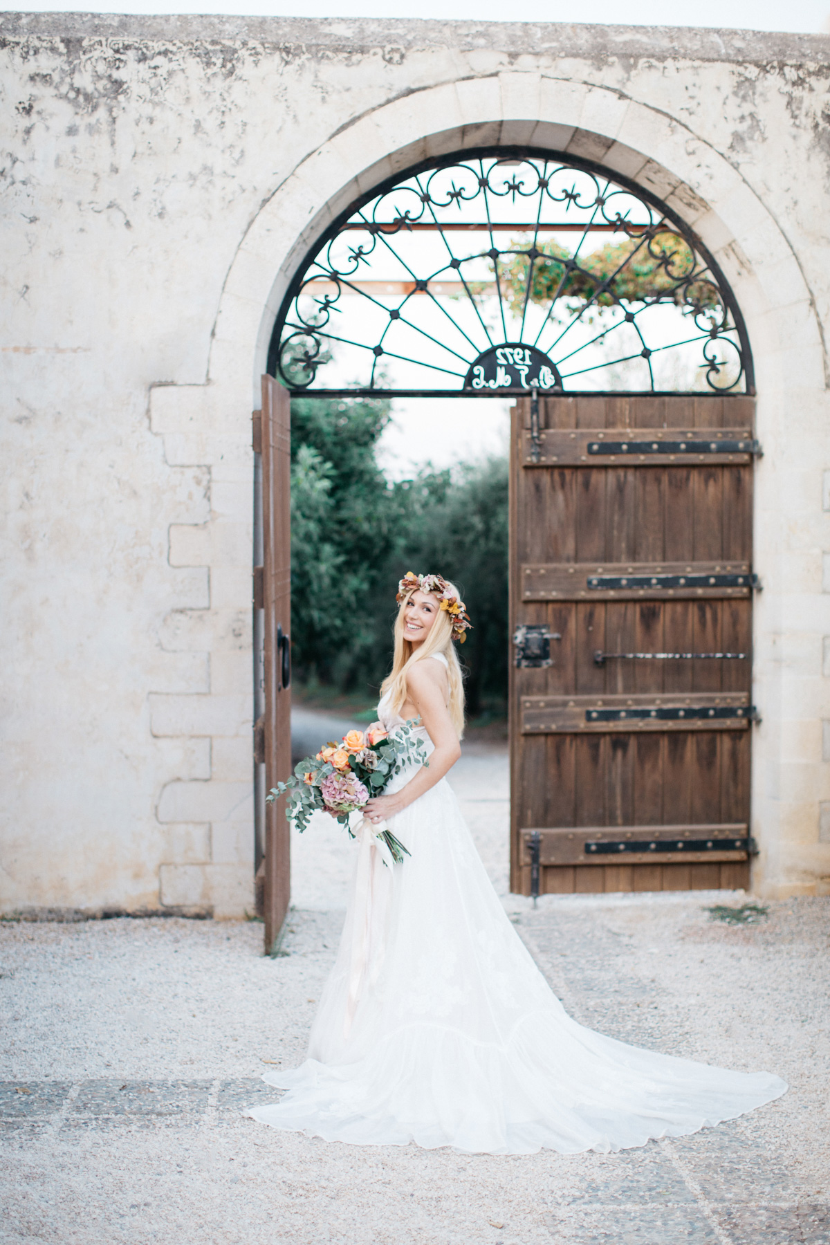 late_summer_wedding_inspiration_in_crete