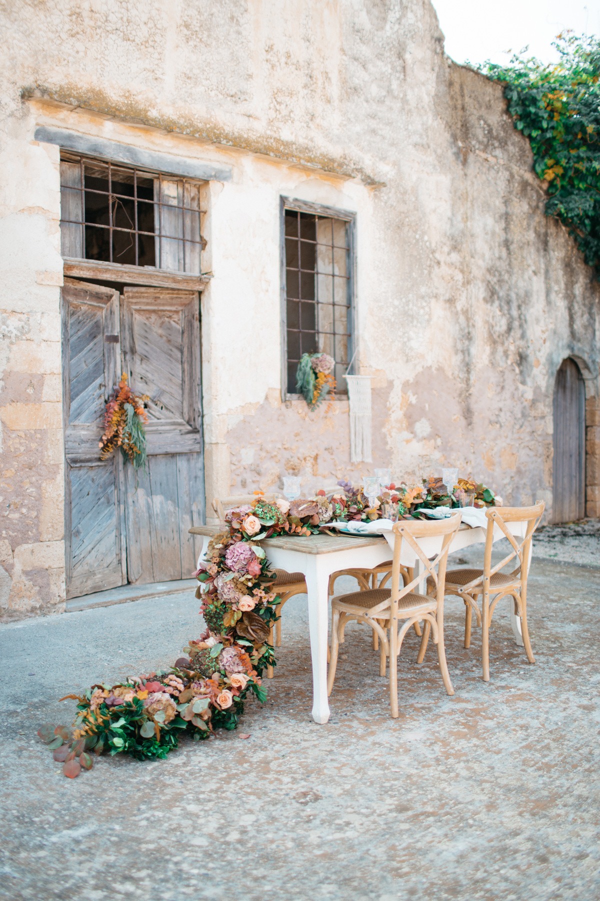late_summer_wedding_inspiration_in_crete