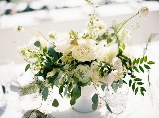 white floral centerpiece idea