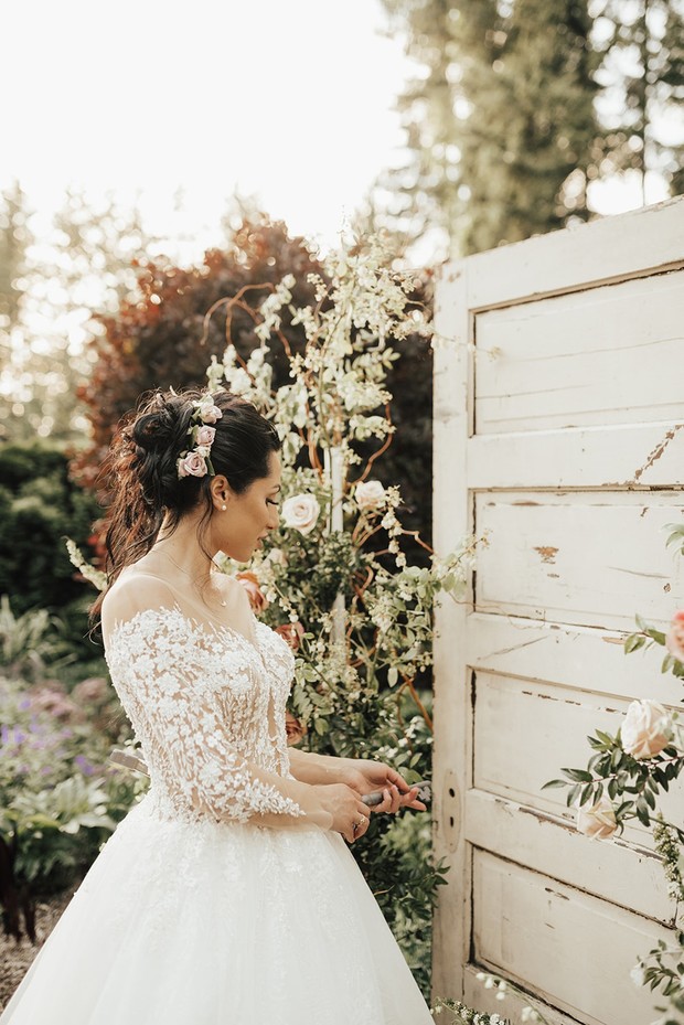 enter the secret garden wedding photos