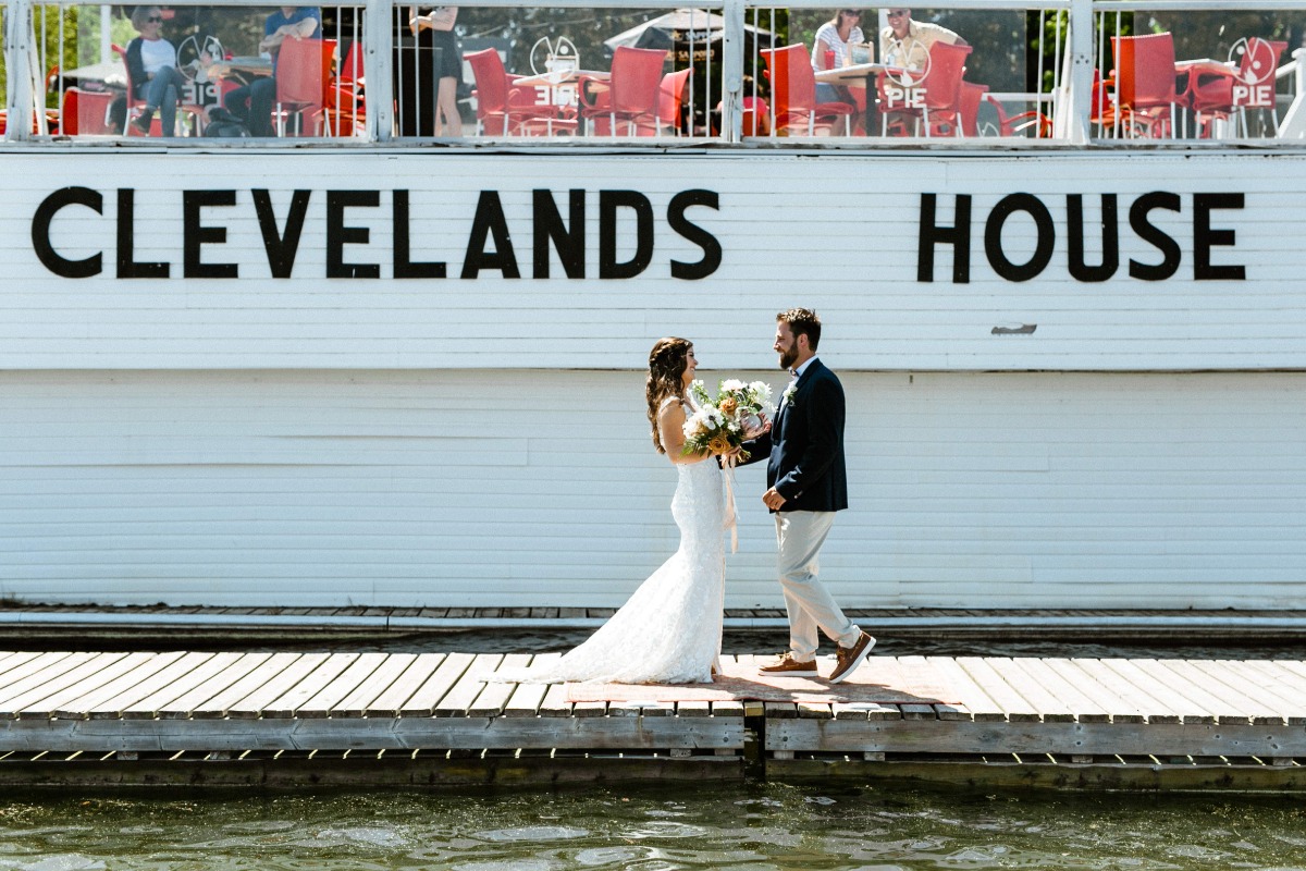 shannonrobbins_muskokasummerwedding1179