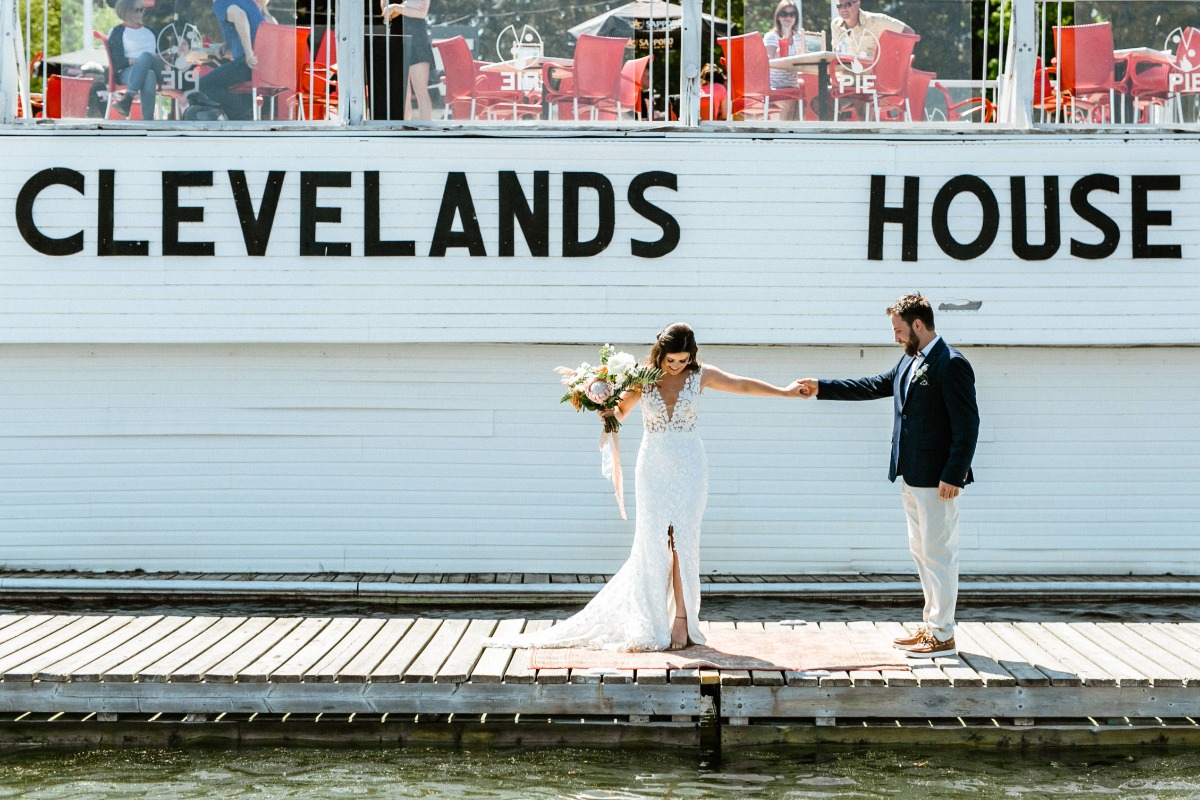 shannonrobbins_muskokasummerwedding1184