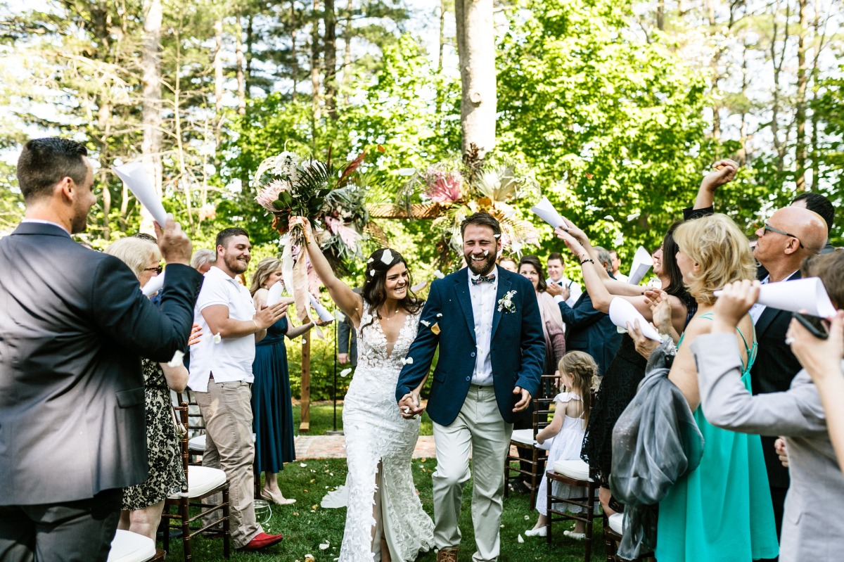 shannonrobbins_muskokasummerwedding1402