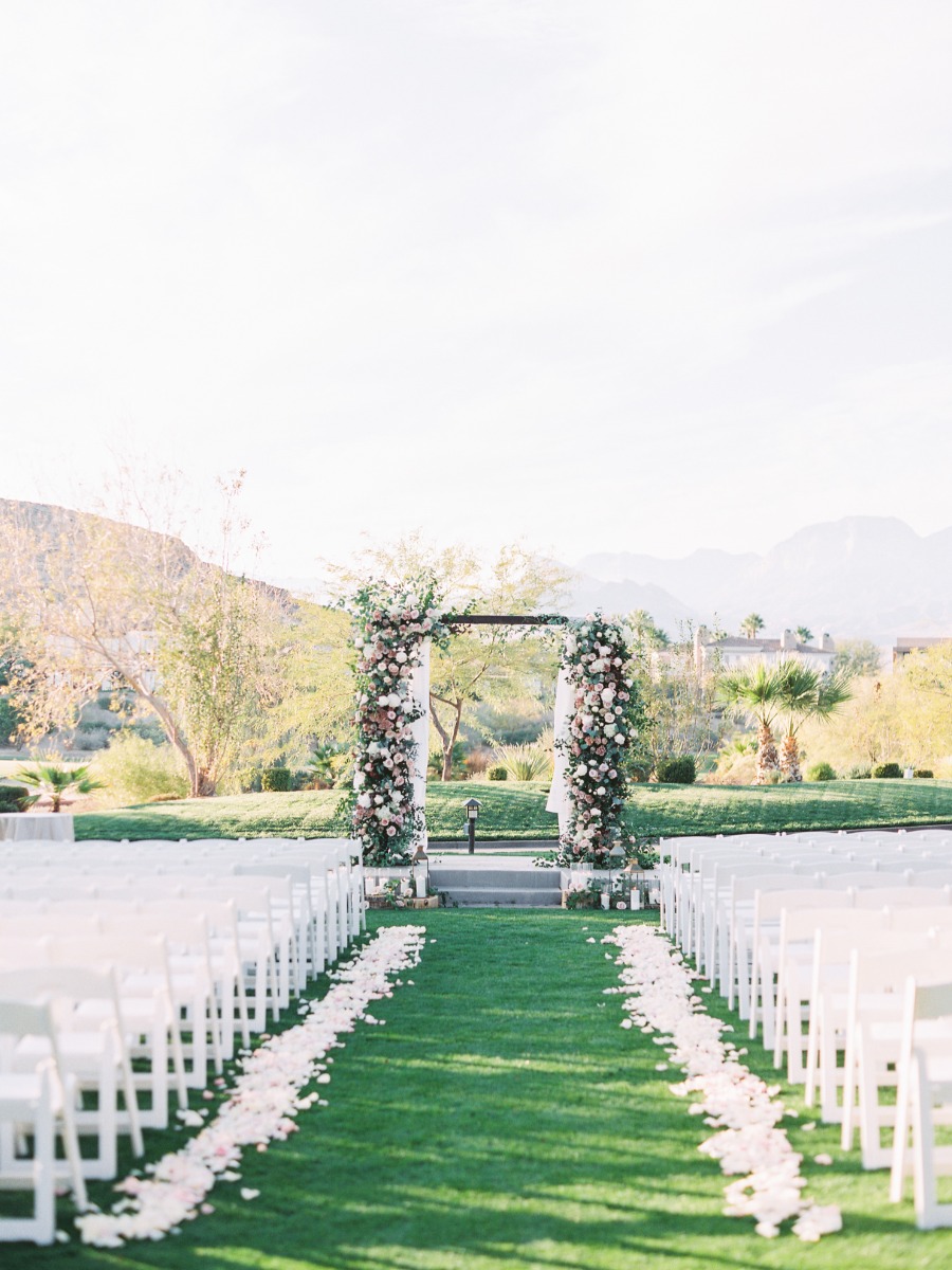 The Luckiest Couples Get Married at Red Rock Country Club In Vegas