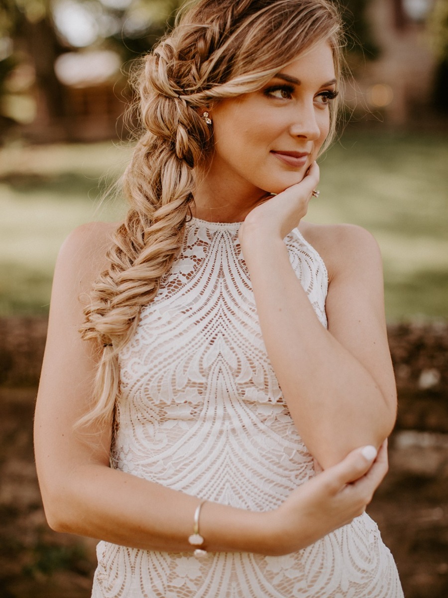 Your Wedding Hairstyle Based On Your Zodiac Sign