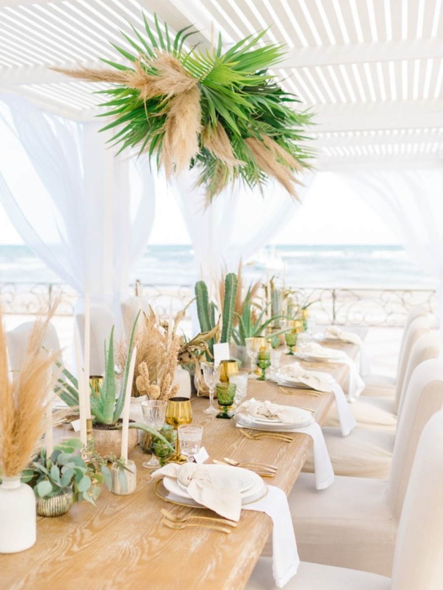 8 Reasons The Greenery Wedding Trend Is Here to Stay