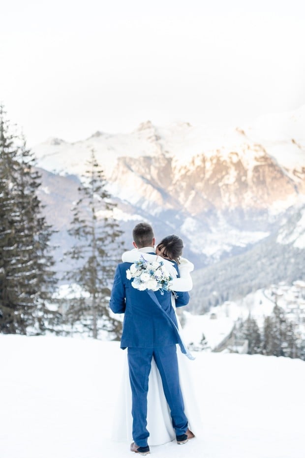 wedding in the mountains in the winter