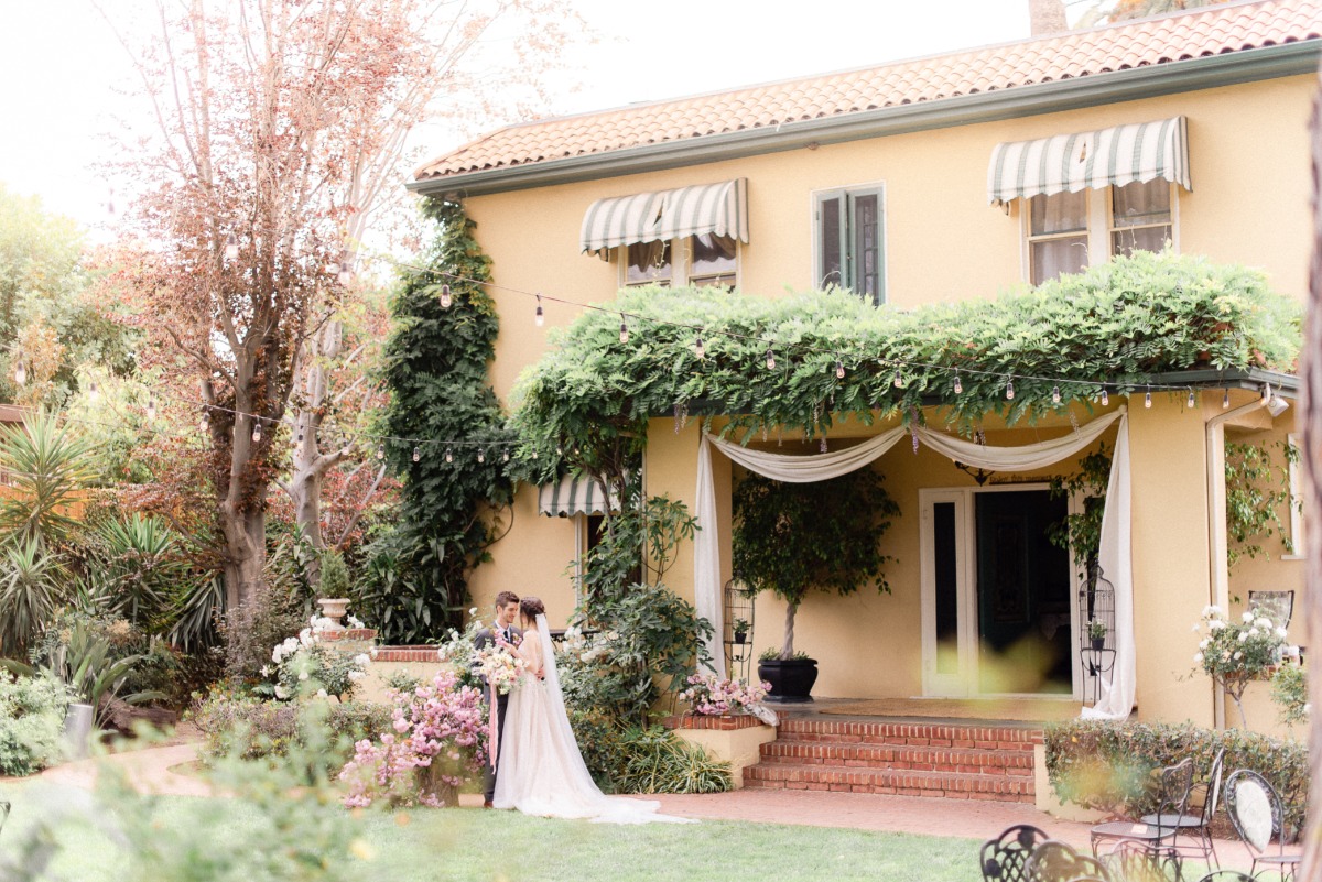french-butterfly-styled-shoot_153
