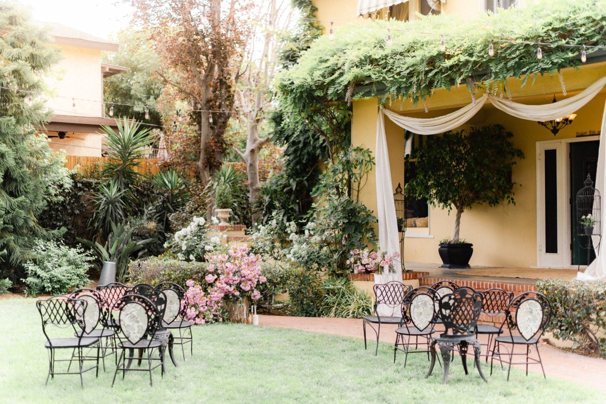 french-butterfly-styled-shoot_170