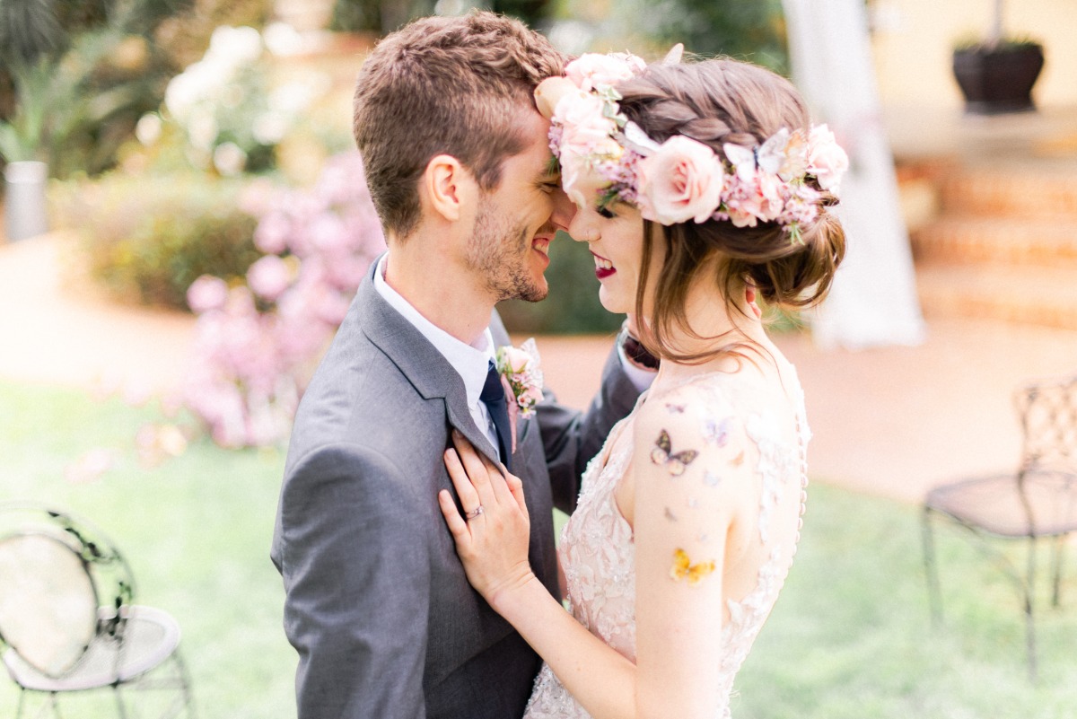 french-butterfly-styled-shoot_211