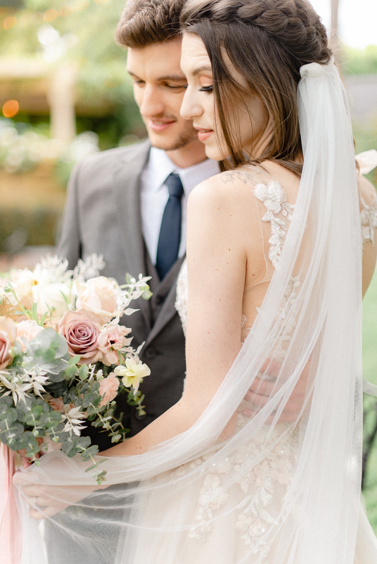 french-butterfly-styled-shoot_267
