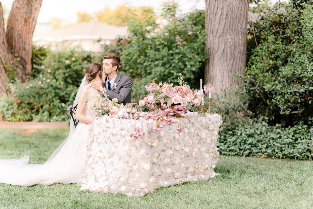 french-butterfly-styled-shoot_289