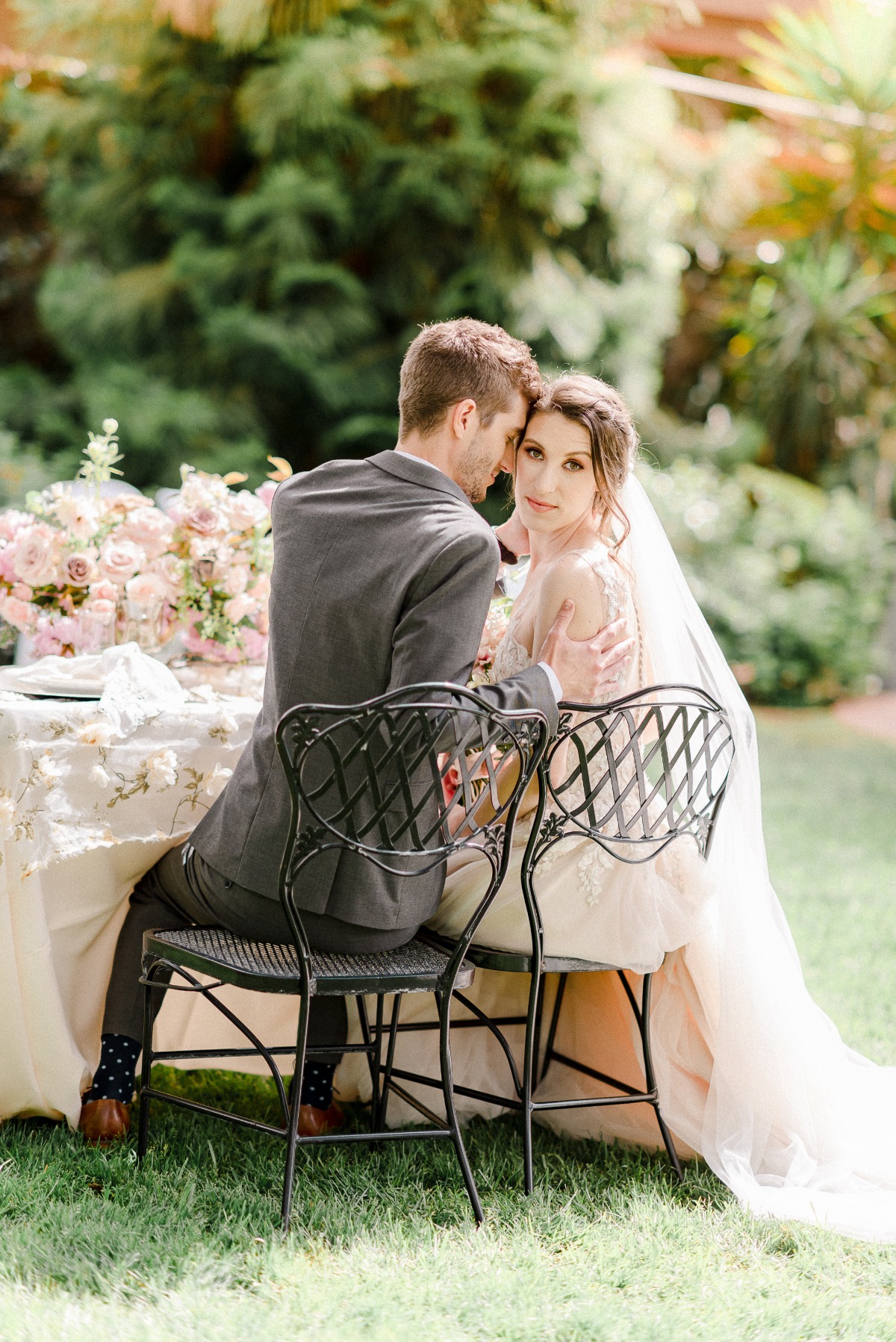 french-butterfly-styled-shoot_304