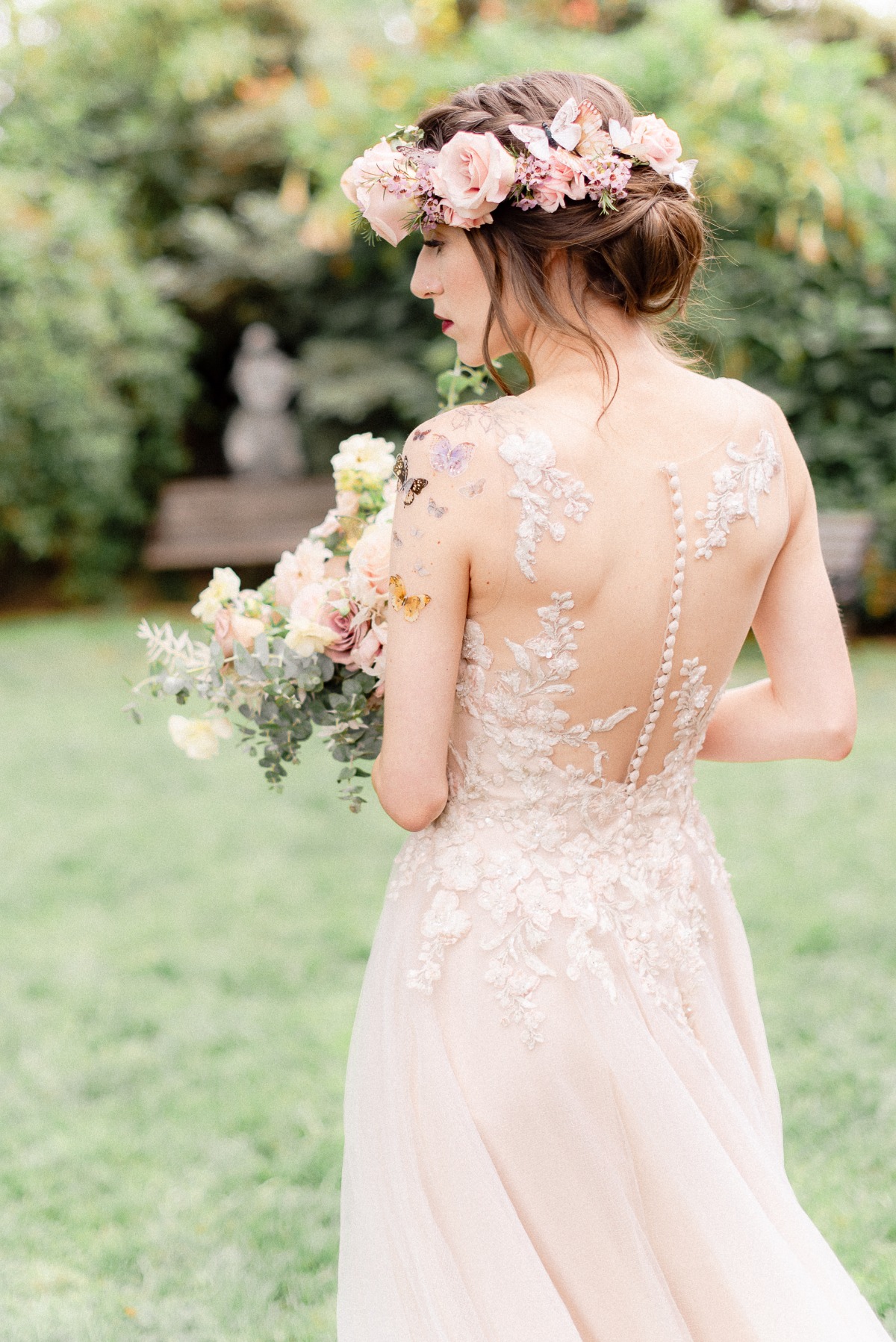 french-butterfly-styled-shoot_333