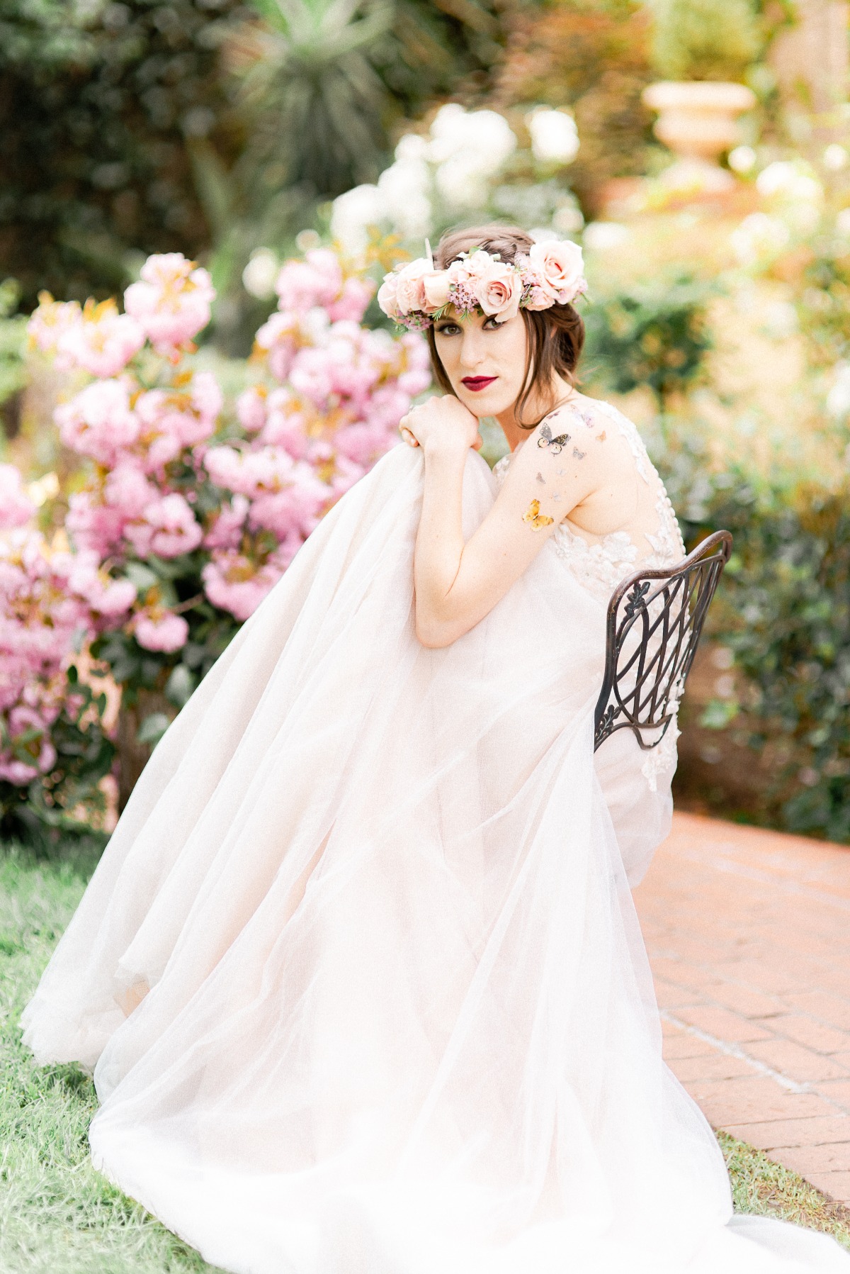 french-butterfly-styled-shoot_347